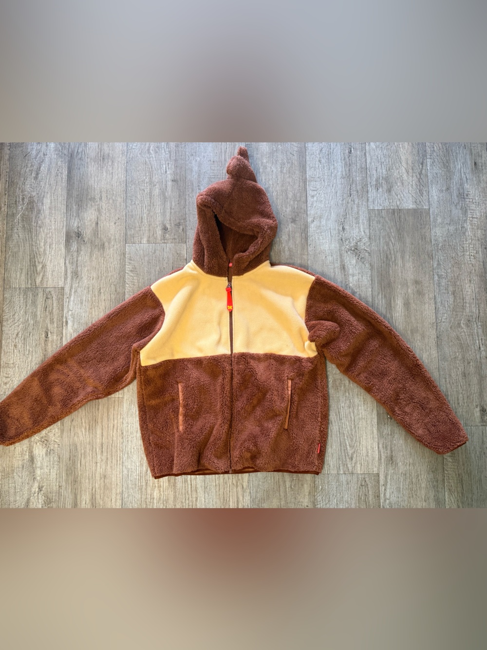 Unisex Donkey Kong Character fleece